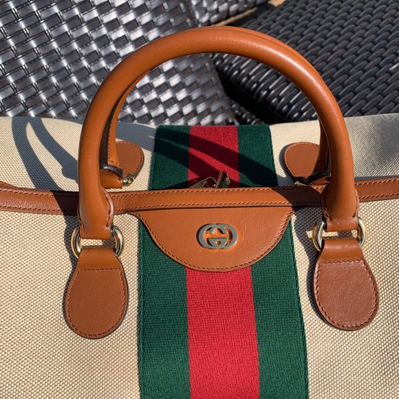 Gucci XL Travel Boston Bag w keys,lock strap,tag- Gorgeous! NEW W TAGS - Picture 6 of 15